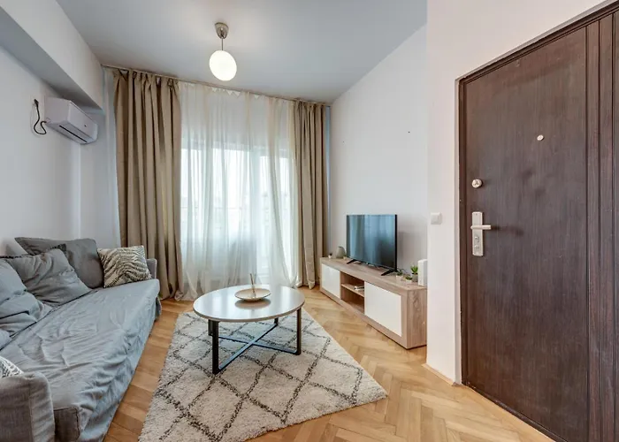 Luxury Retreat - Tudor Arghezi 26 - Square