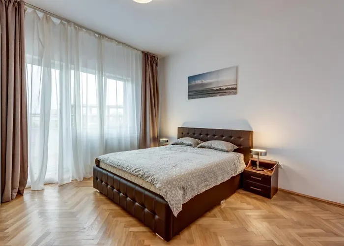 Luxury Retreat - Tudor Arghezi 26 - Square * Bucharest